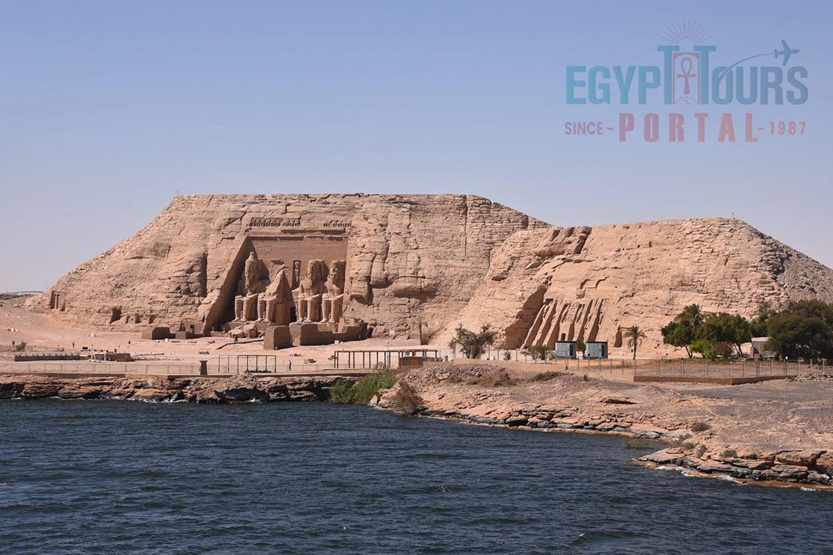 abu simbel tempelanlage - egypt tours portal.jpg