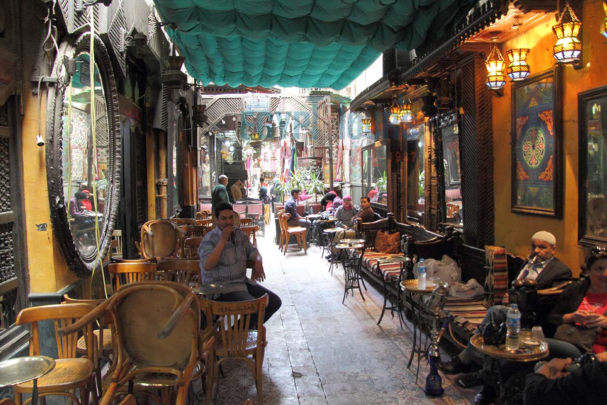 Cafés von Khan El Khalili - Egypt Tours Portal.jpg