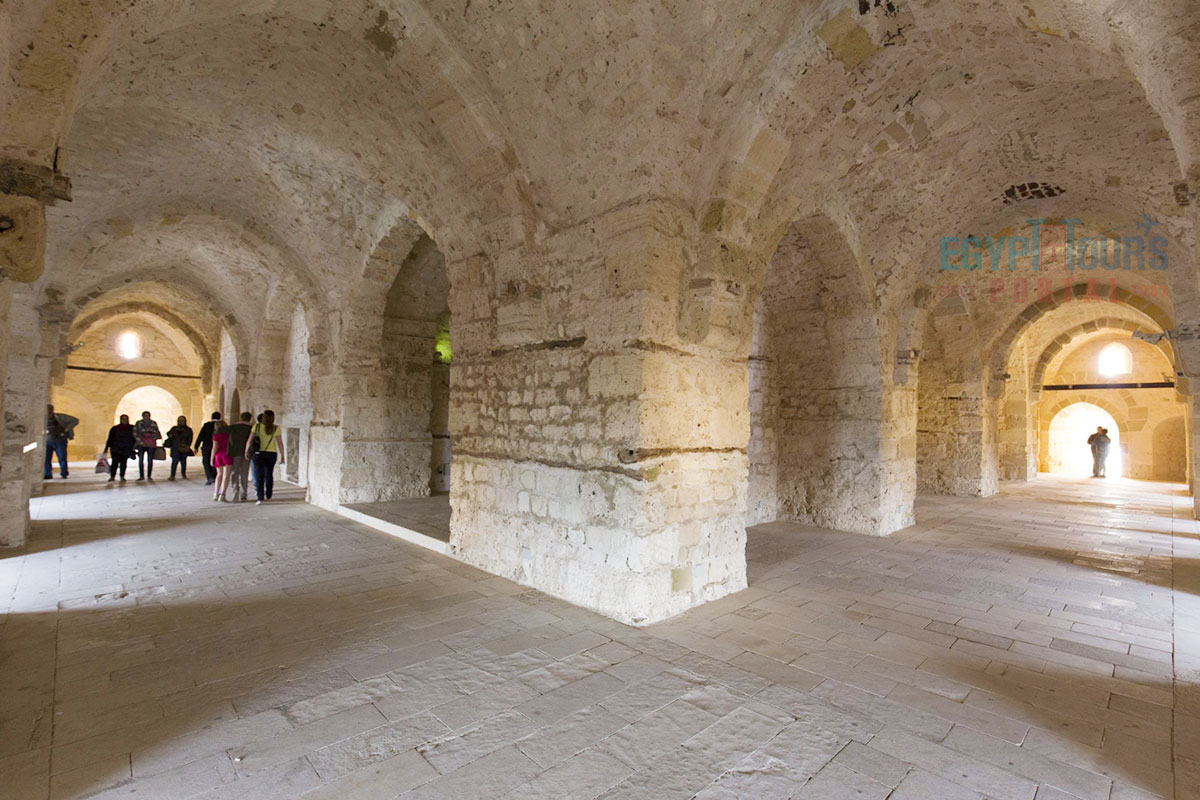 Bau der Qaitbay Zitadelle - Egypt Tours Portal.jpg