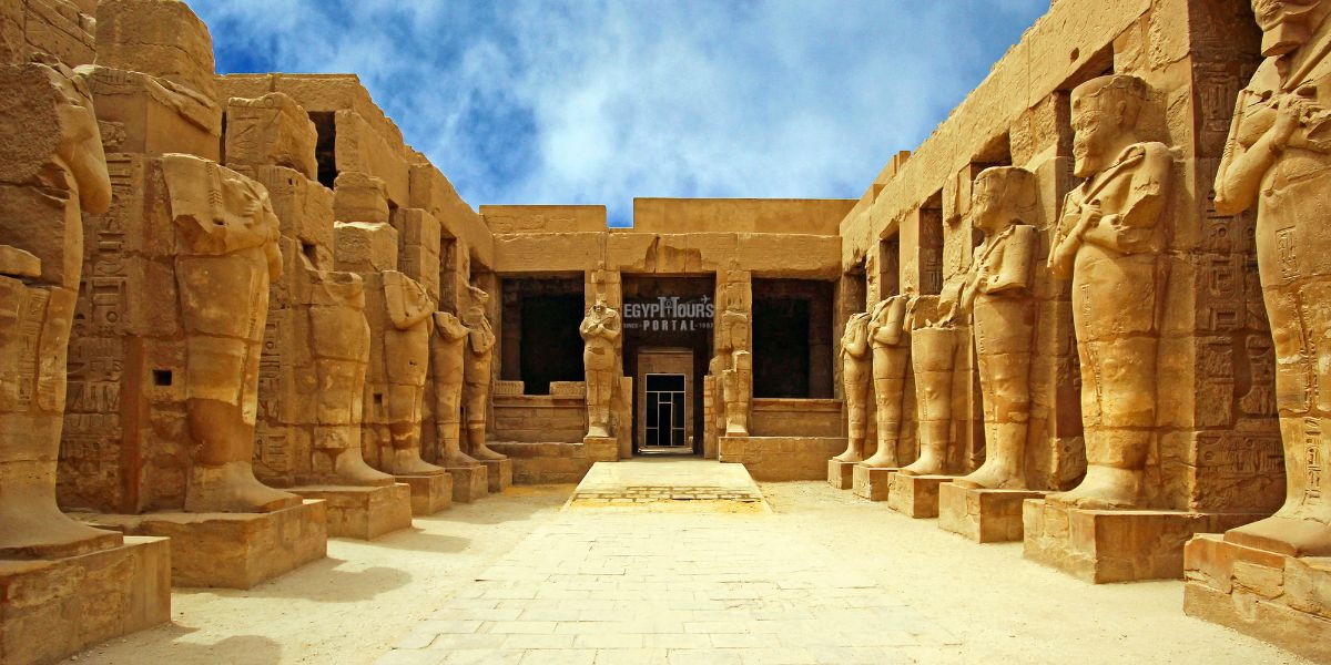 Karnak Tempel -  Egypt Tours Portal 2.jpg