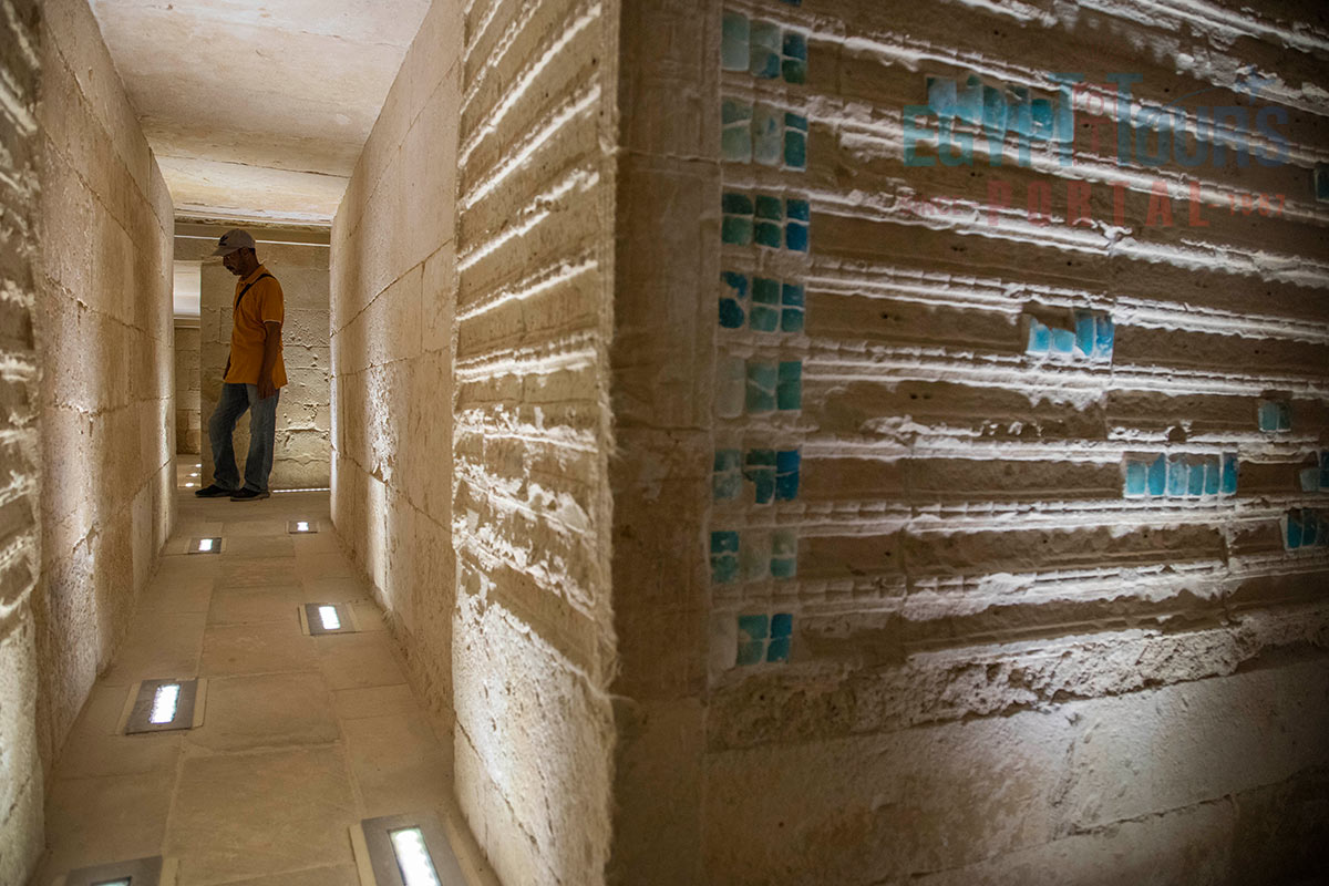 Unterstruktur und Inneres der Pyramide des Djoser - Egypt Tours Portal.jpg